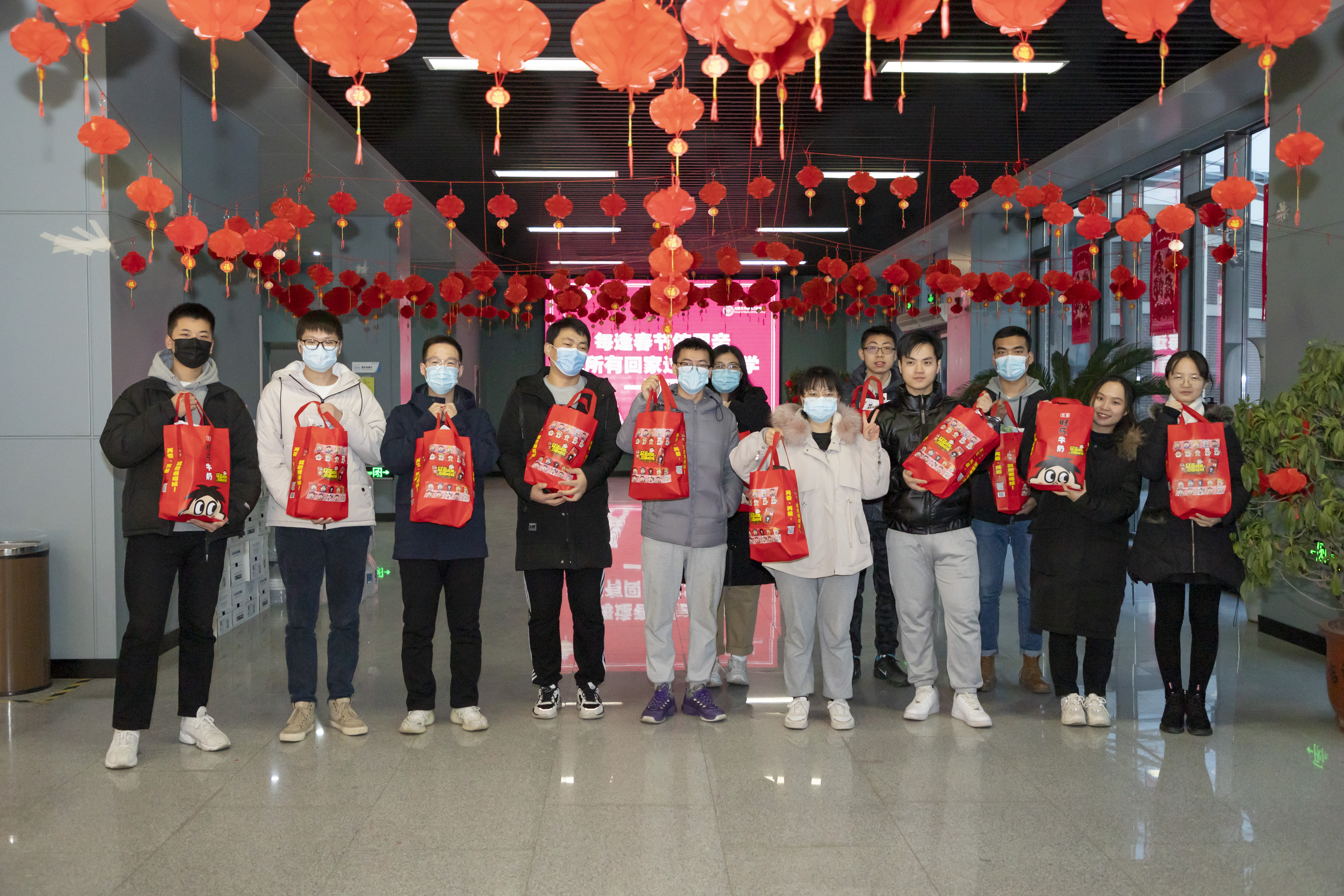 1644832908200082918.jpg 1644832908200082918.jpg