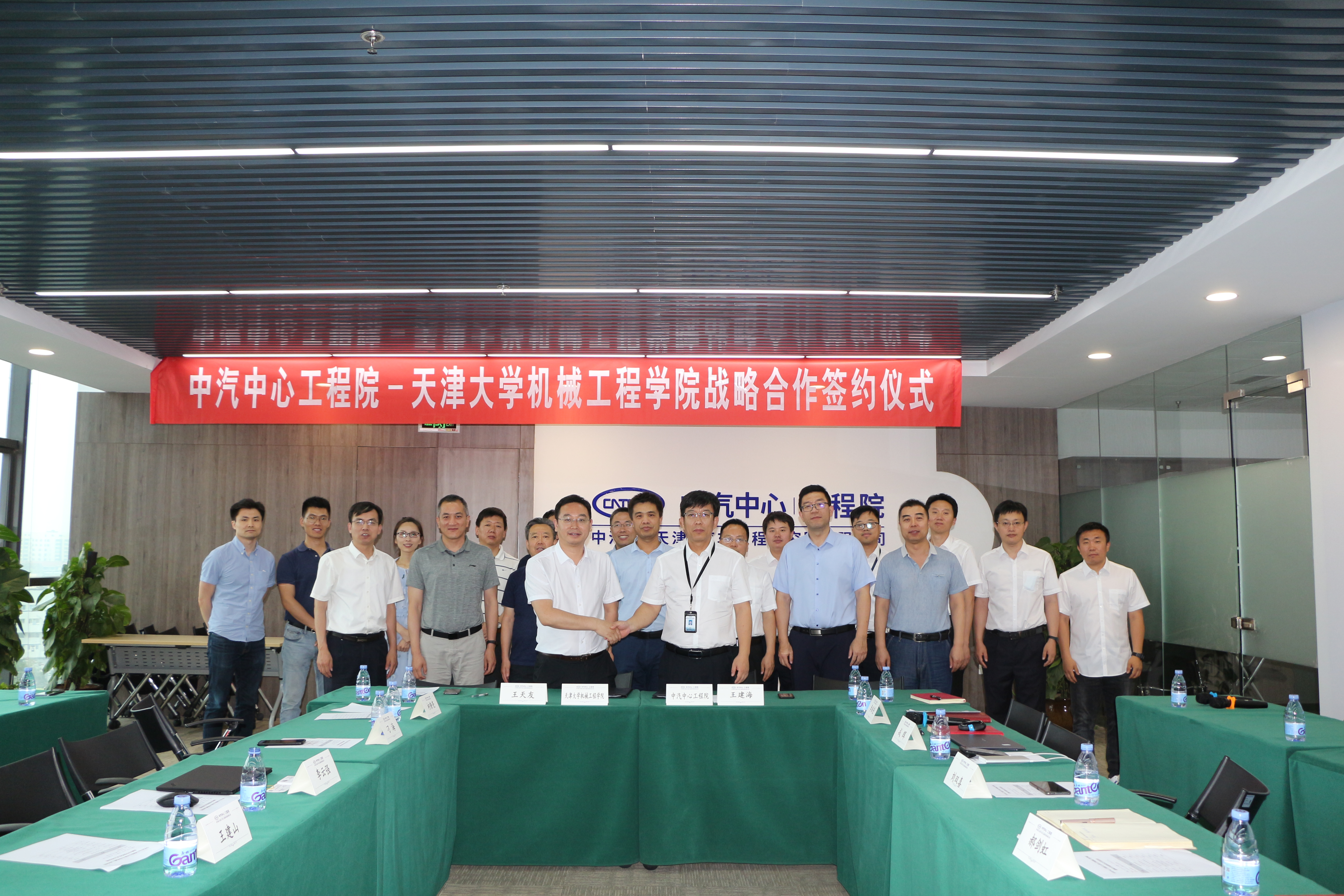 1623912587693095665.jpg 1623912587693095665.jpg