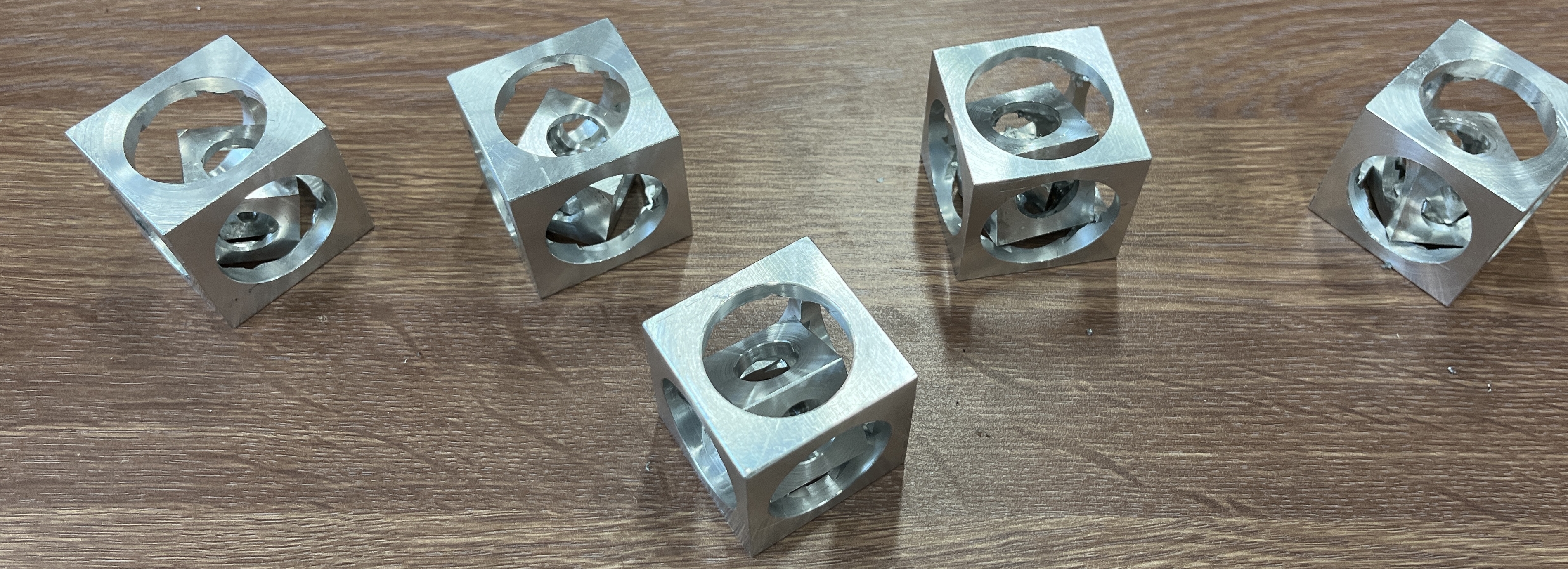 1665043104496007902.jpg 1665043104496007902.jpg