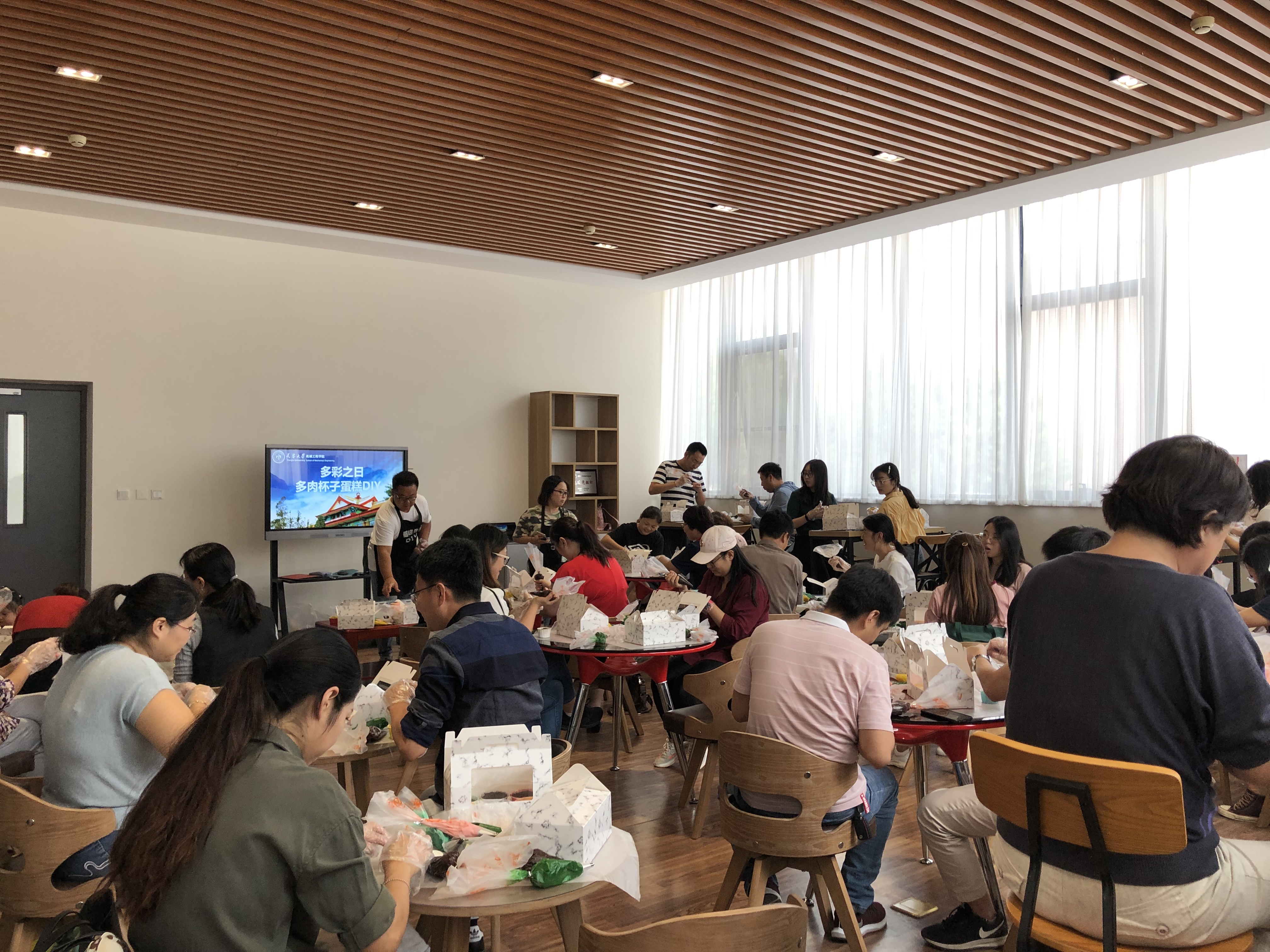 1569205269852030163.jpg 1569205269852030163.jpg