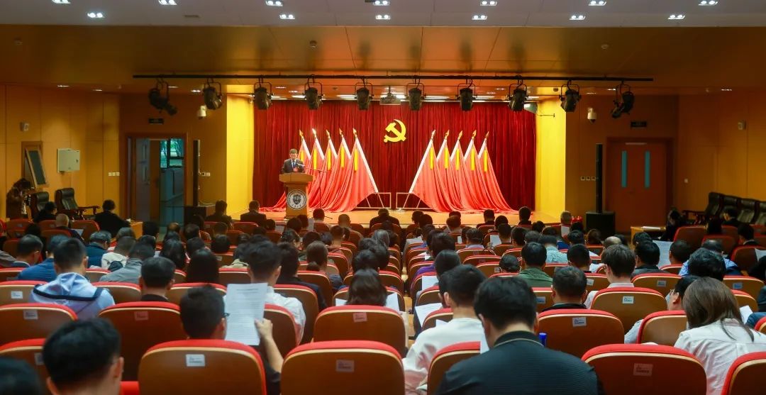 1727704287276028526.jpg 1727704287276028526.jpg