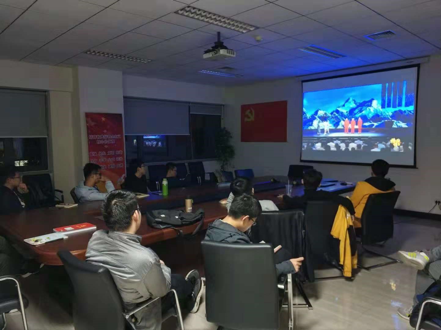 1542347352305066682.jpg 1542347352305066682.jpg