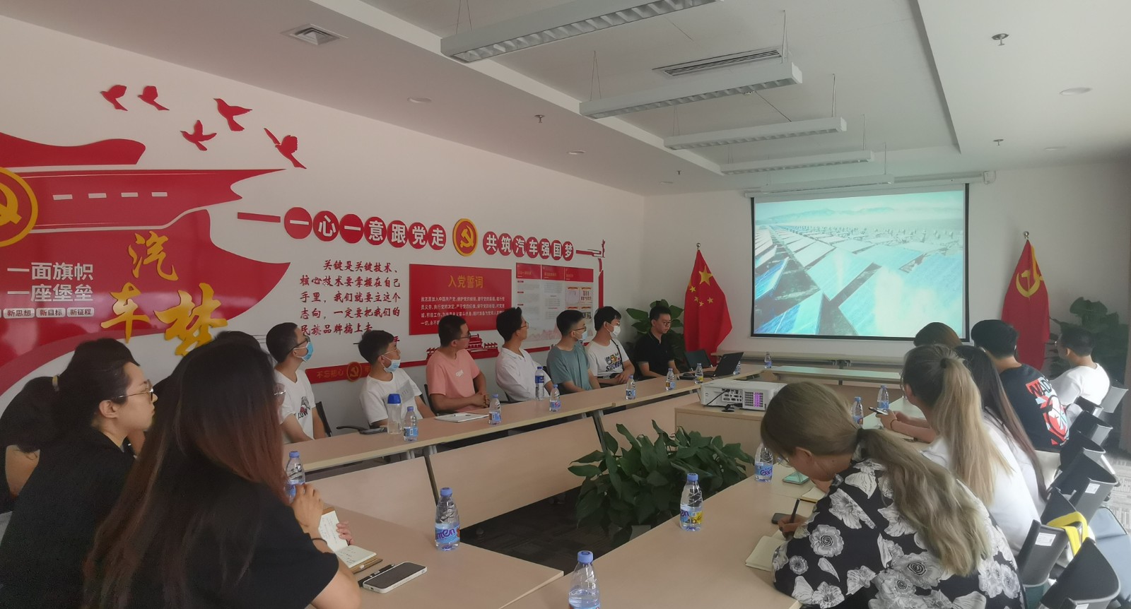 1627214764263096579.jpg 1627214764263096579.jpg