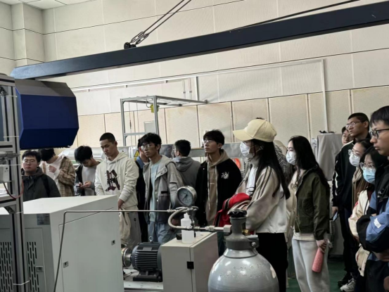 1711951658151014865.png image.png