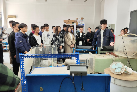 1711951619510070493.png image.png