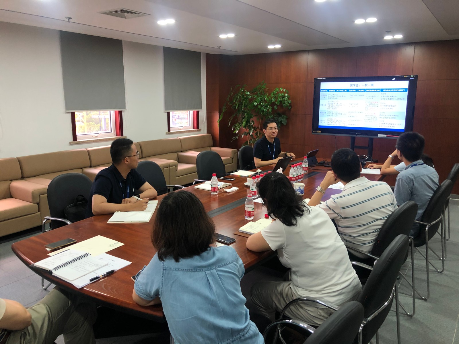 1629713178054016856.jpg 1629713178054016856.jpg