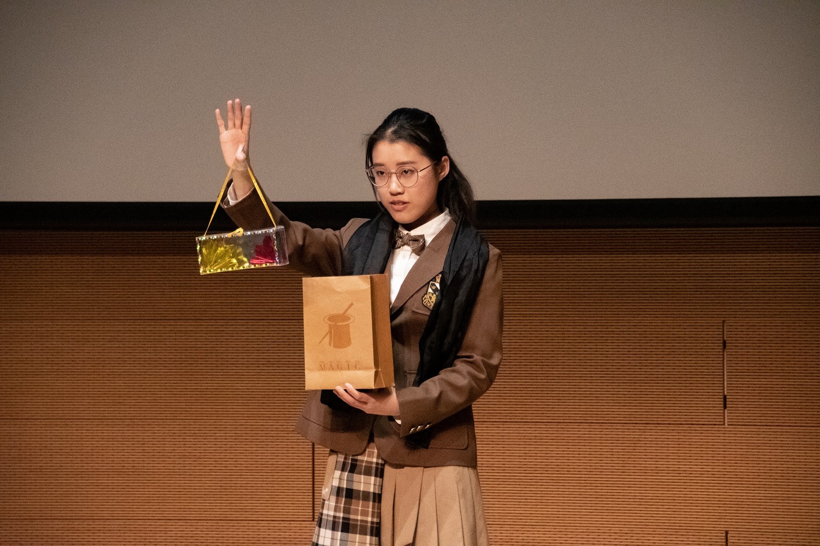 1640584412069036574.jpg 1640584412069036574.jpg