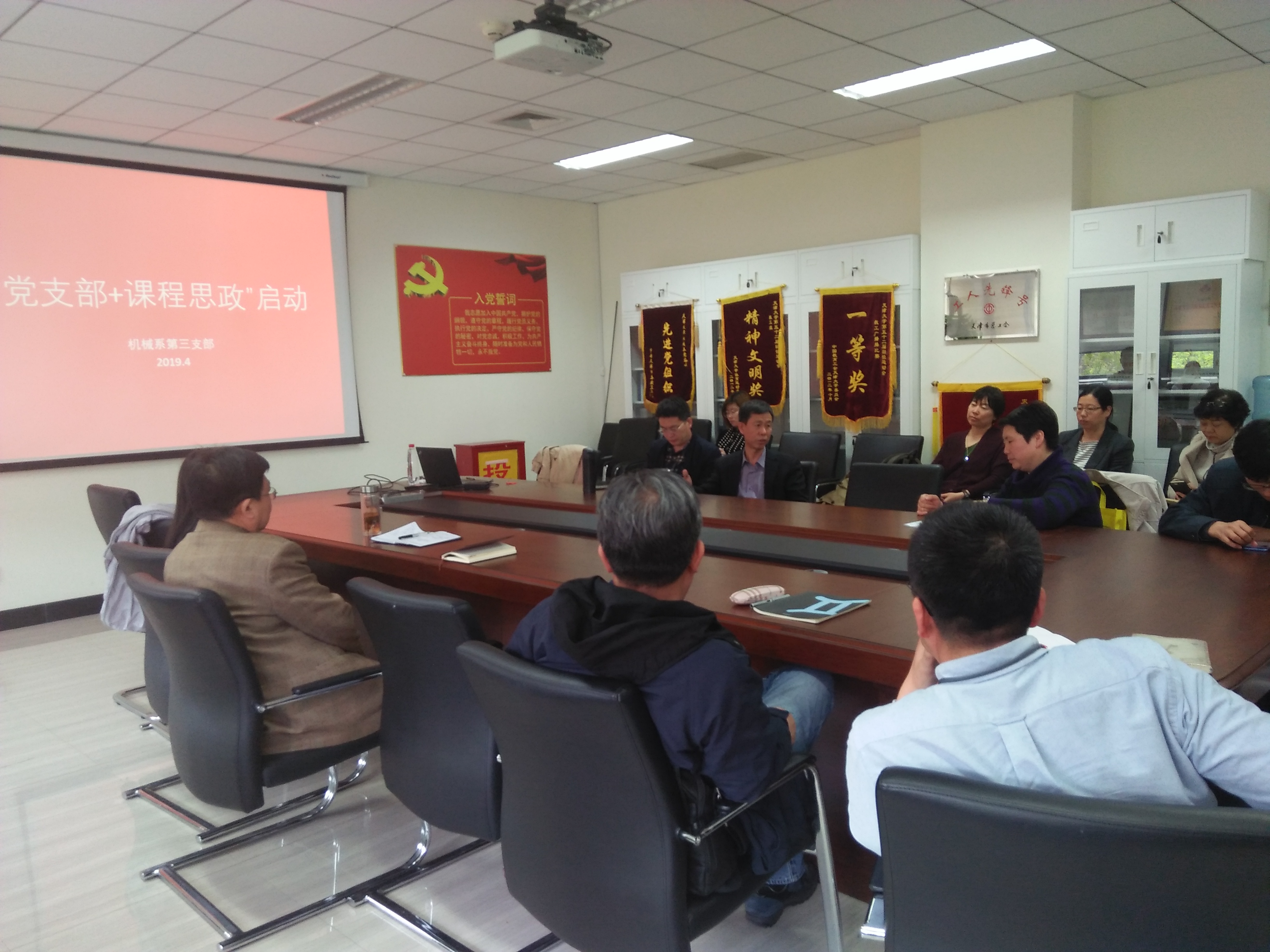 1555983133049025927.jpg 1555983133049025927.jpg