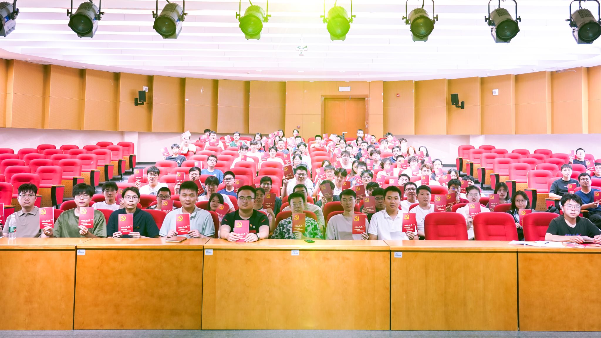 1751010512738052309.jpg 1751010512738052309.jpg