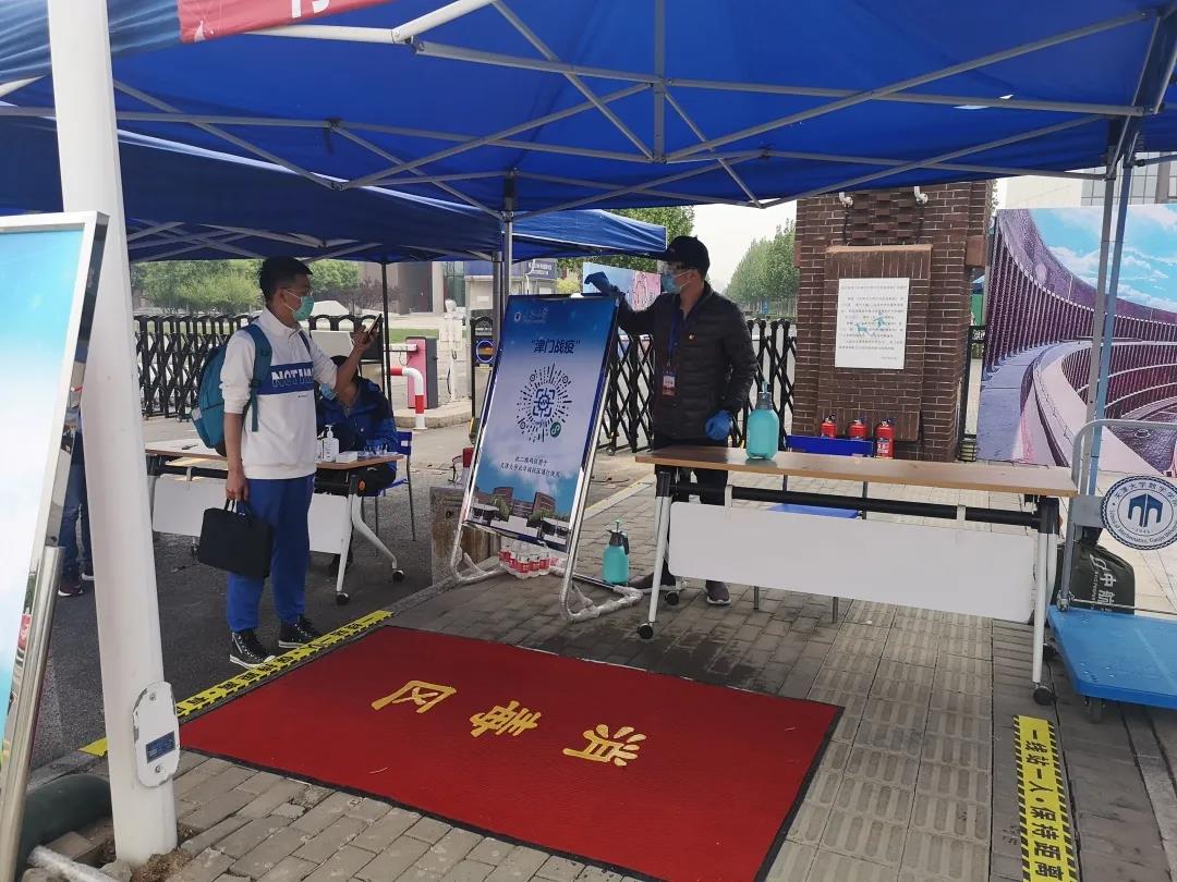 1620606665279018373.jpg 1620606665279018373.jpg