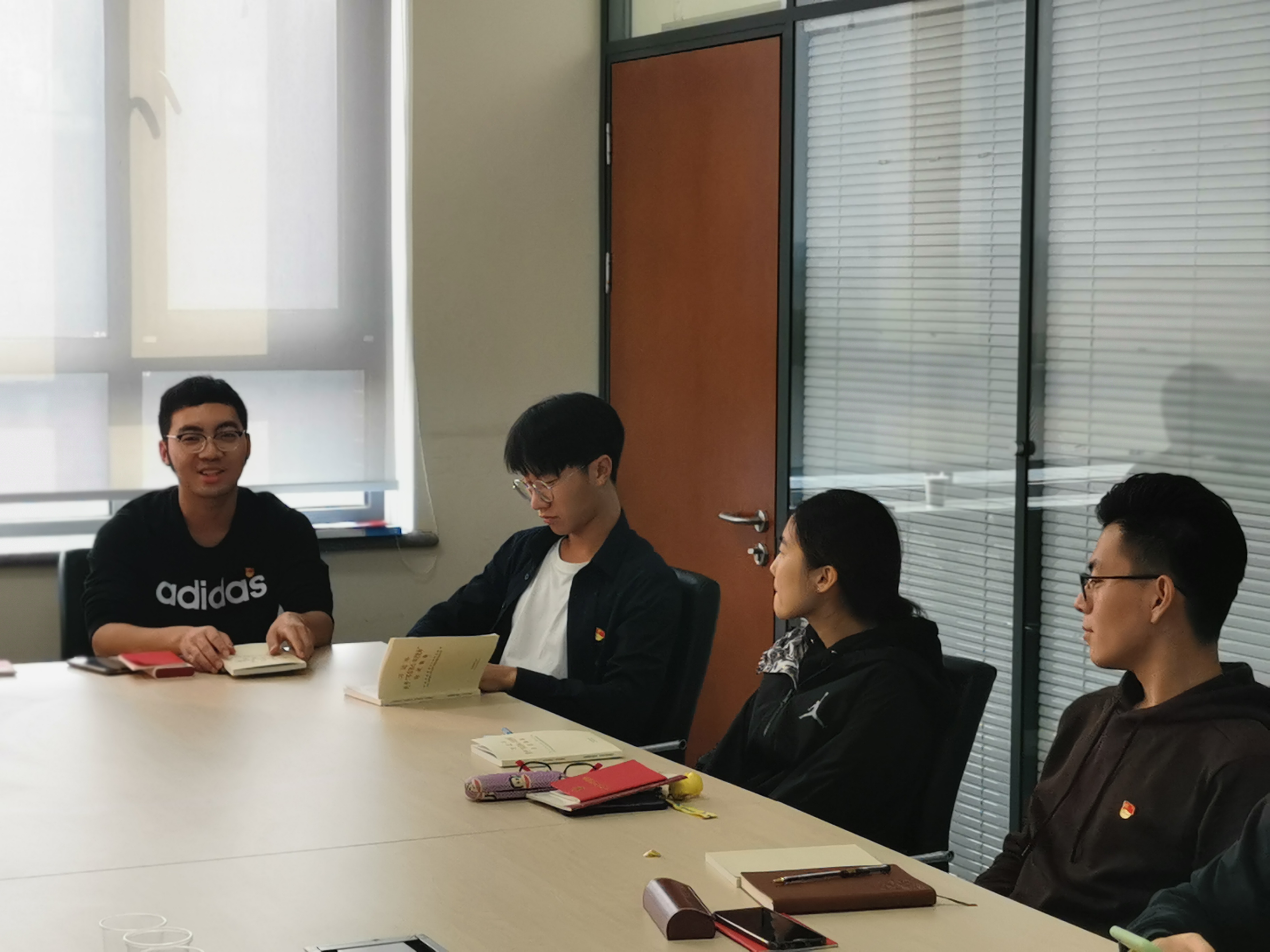 1572256244563029526.jpg 1572256244563029526.jpg