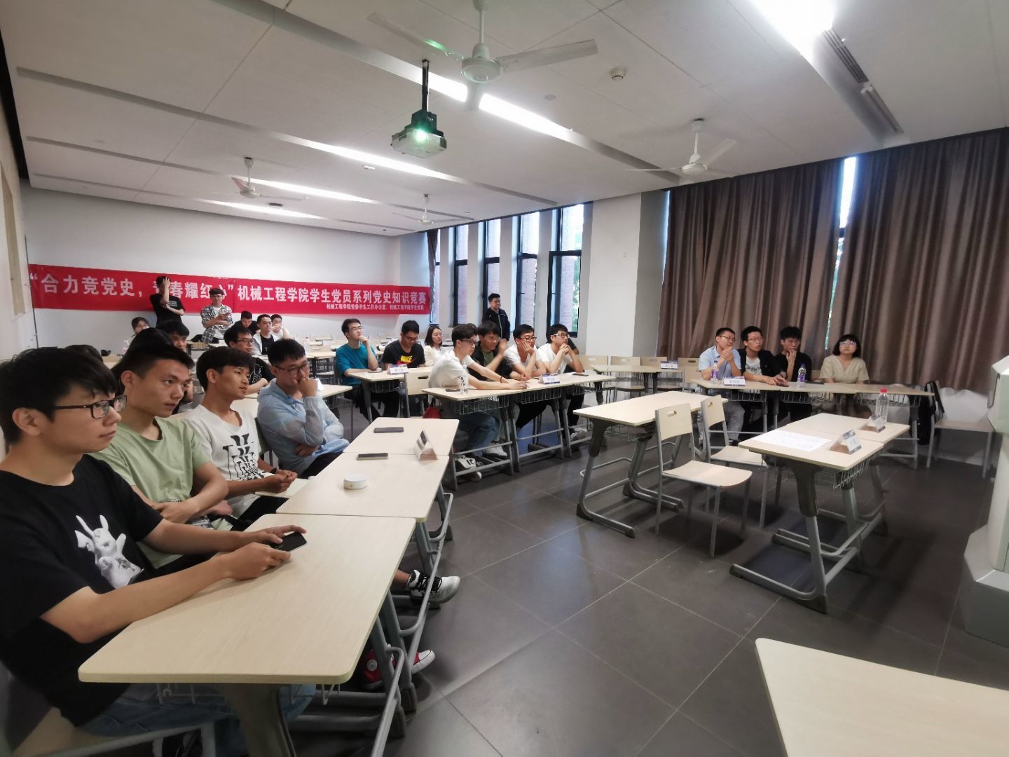 1622690287162008415.jpg 1622690287162008415.jpg