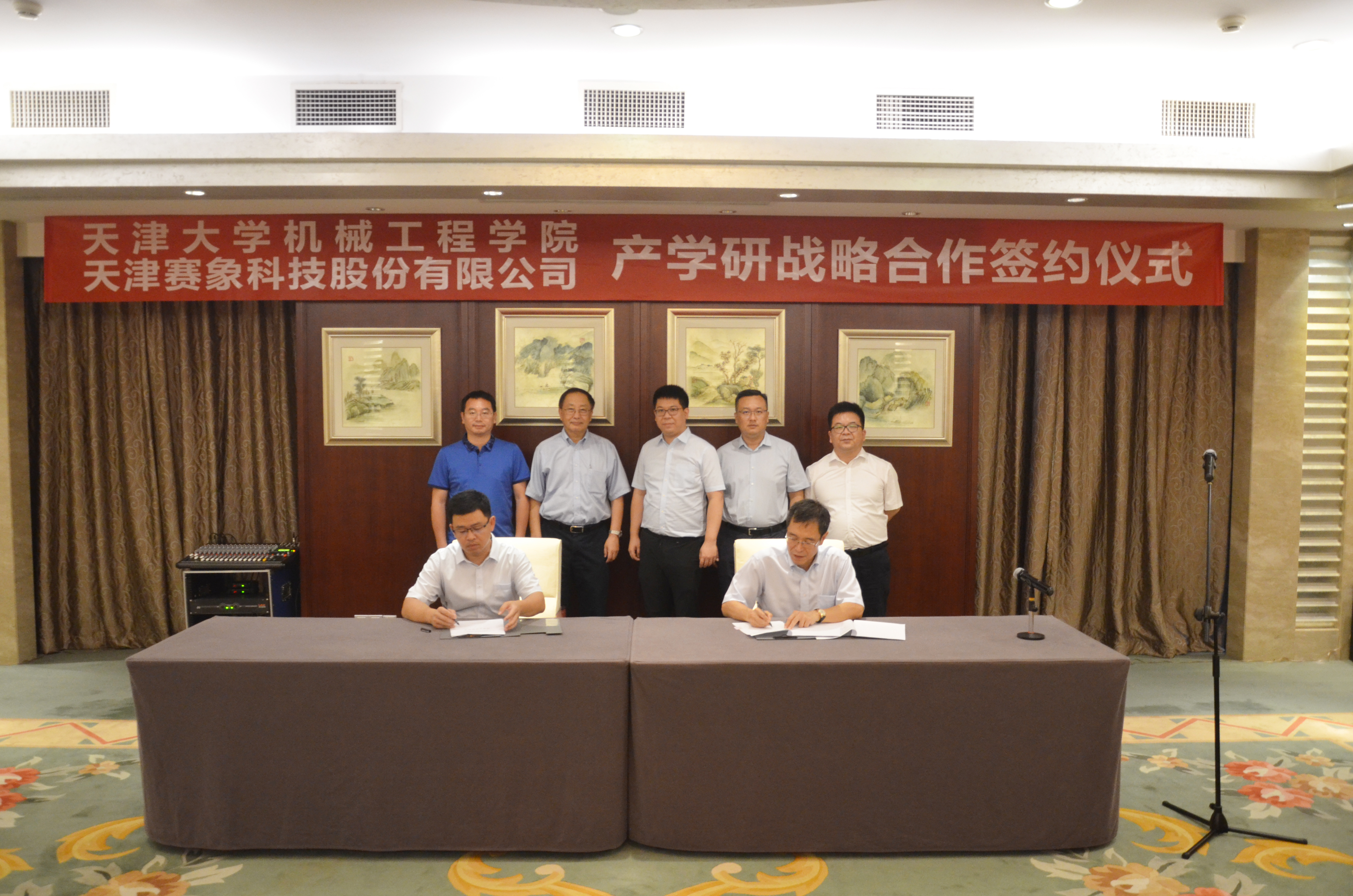 1629177910675062154.jpg 1629177910675062154.jpg