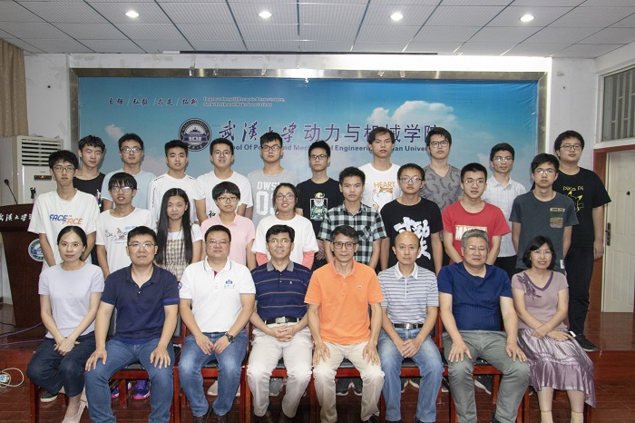 1587518843058071364.jpg 班级照片 (1).jpg