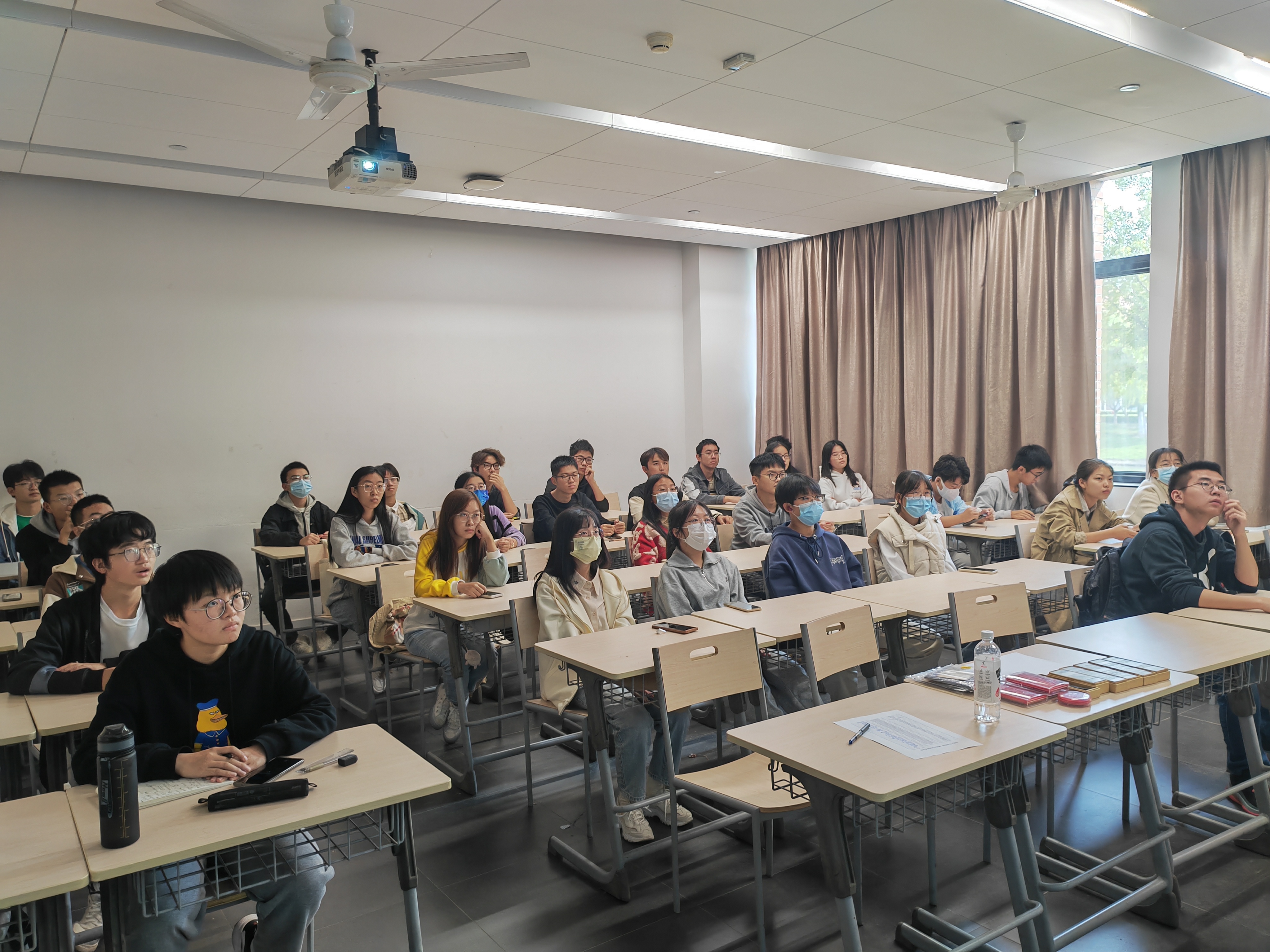 1666002042652021056.jpg 1666002042652021056.jpg