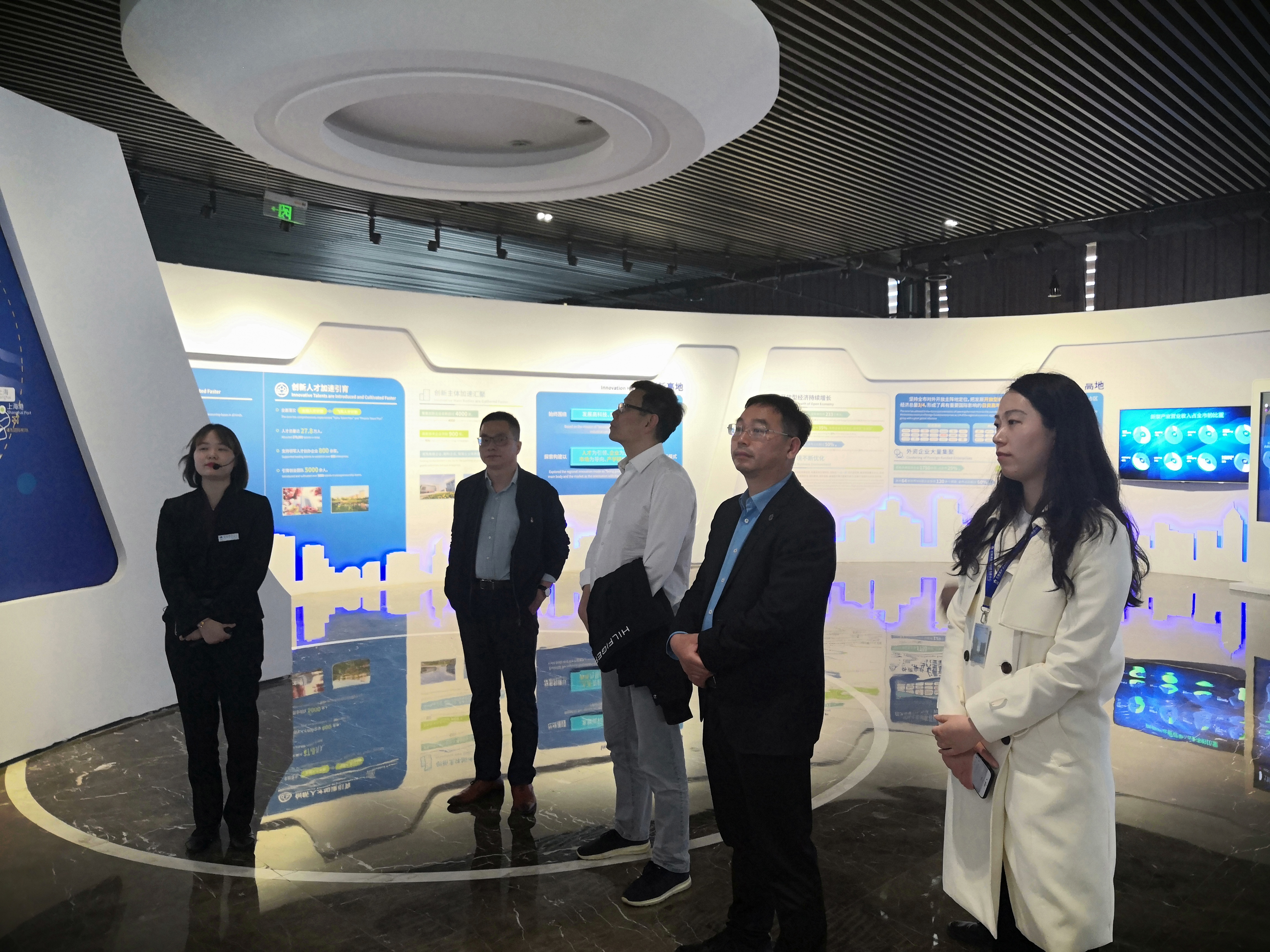 1619594824380040482.jpg 1619594824380040482.jpg