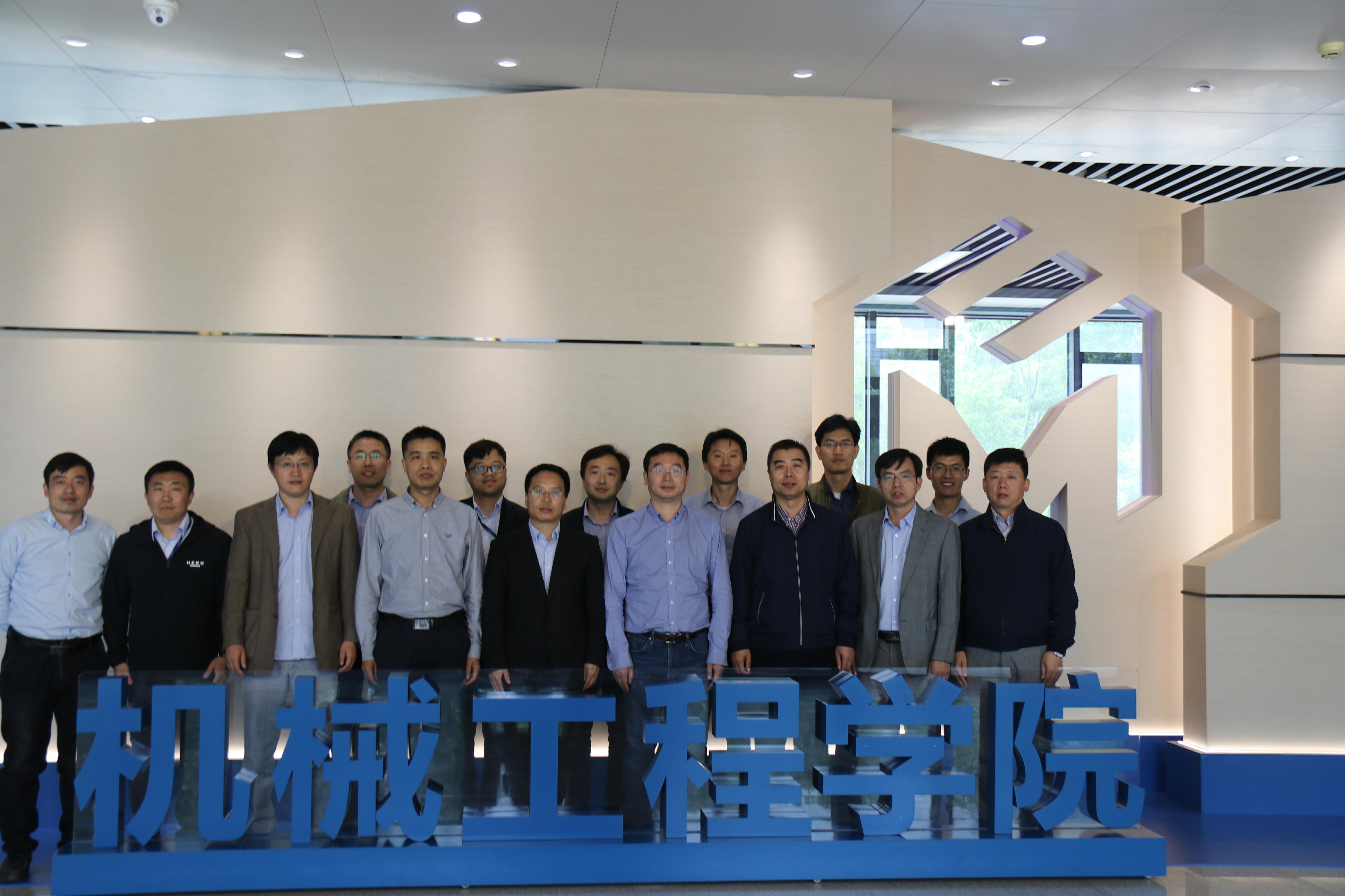 1620886767769055807.jpg 1620886767769055807.jpg