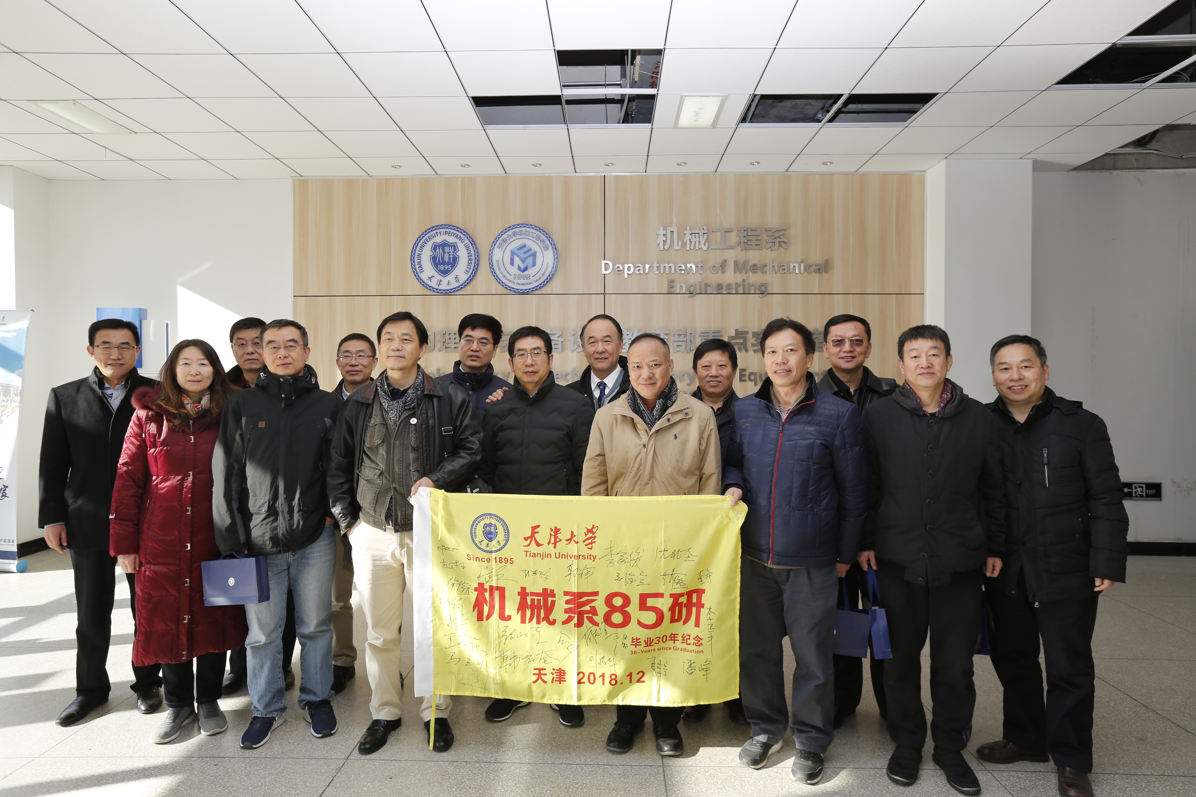 1545727647400091476.jpg 1545727647400091476.jpg