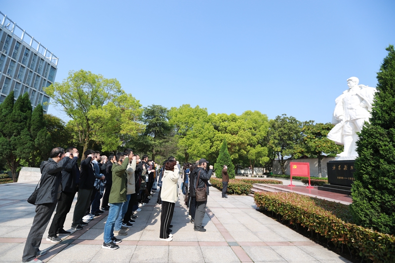 1681195780466005728.jpg 44.jpg