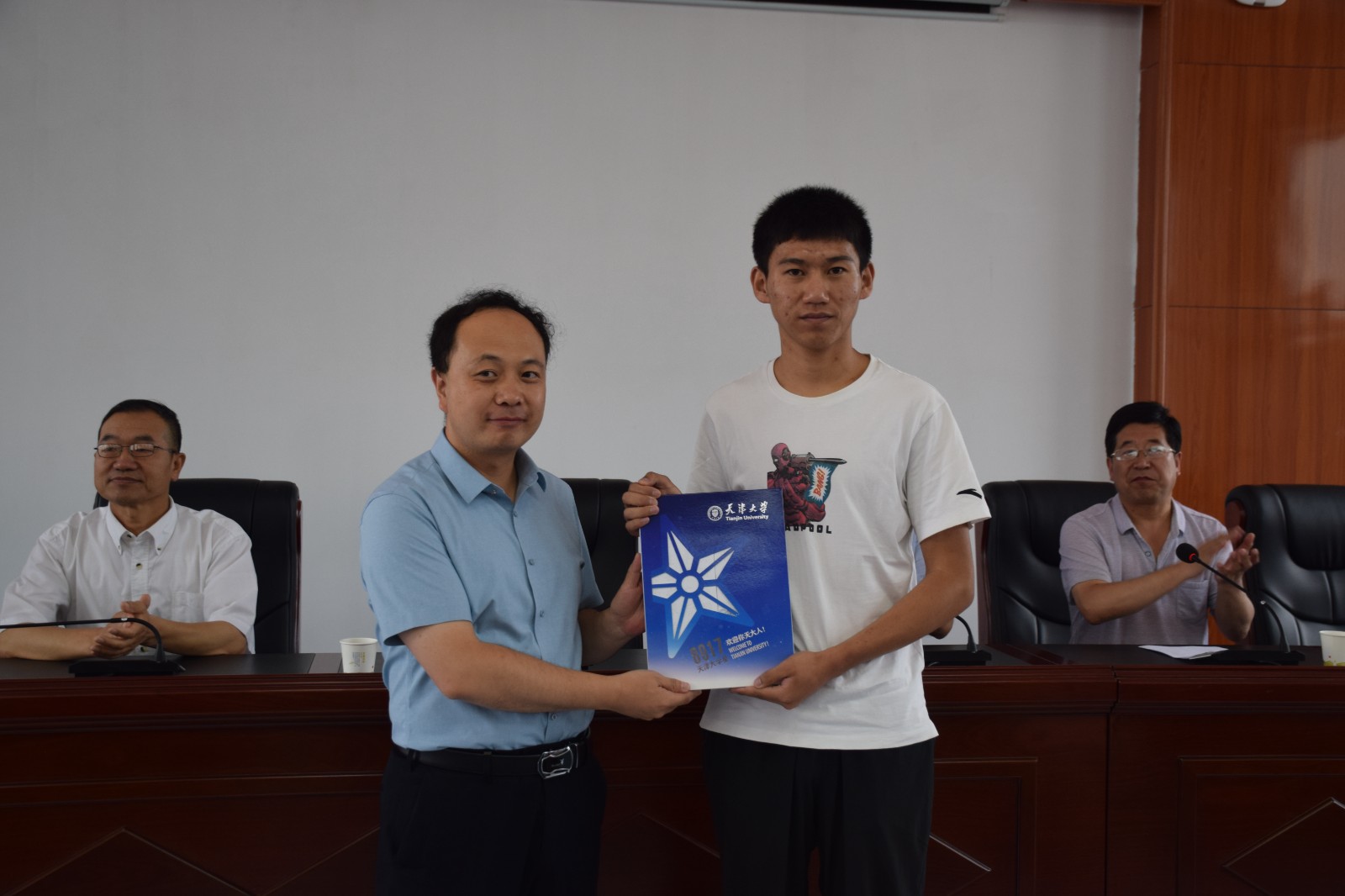 1626571603061087686.jpg 1626571603061087686.jpg