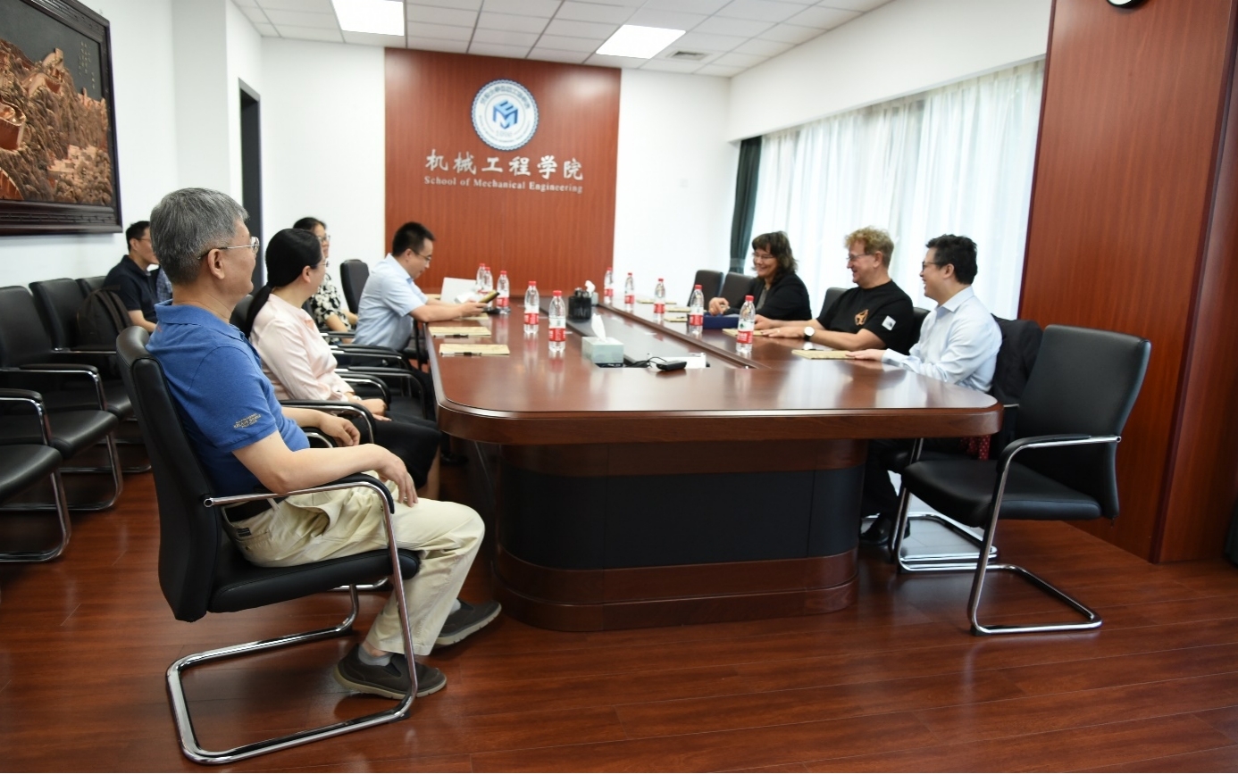 1695266762059086533.jpg 1695266762059086533.jpg