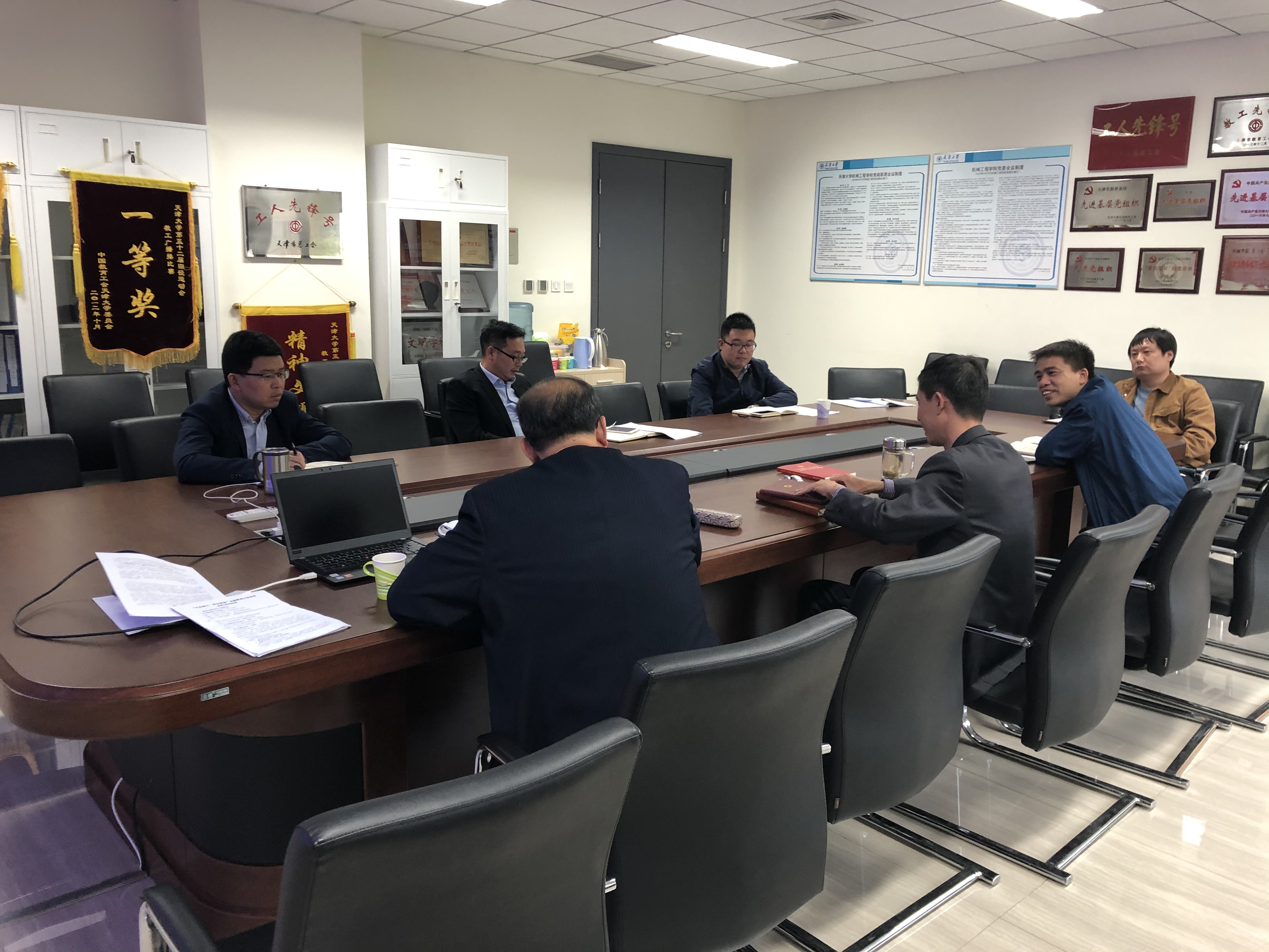 1571707657777045551.jpg 1571707657777045551.jpg