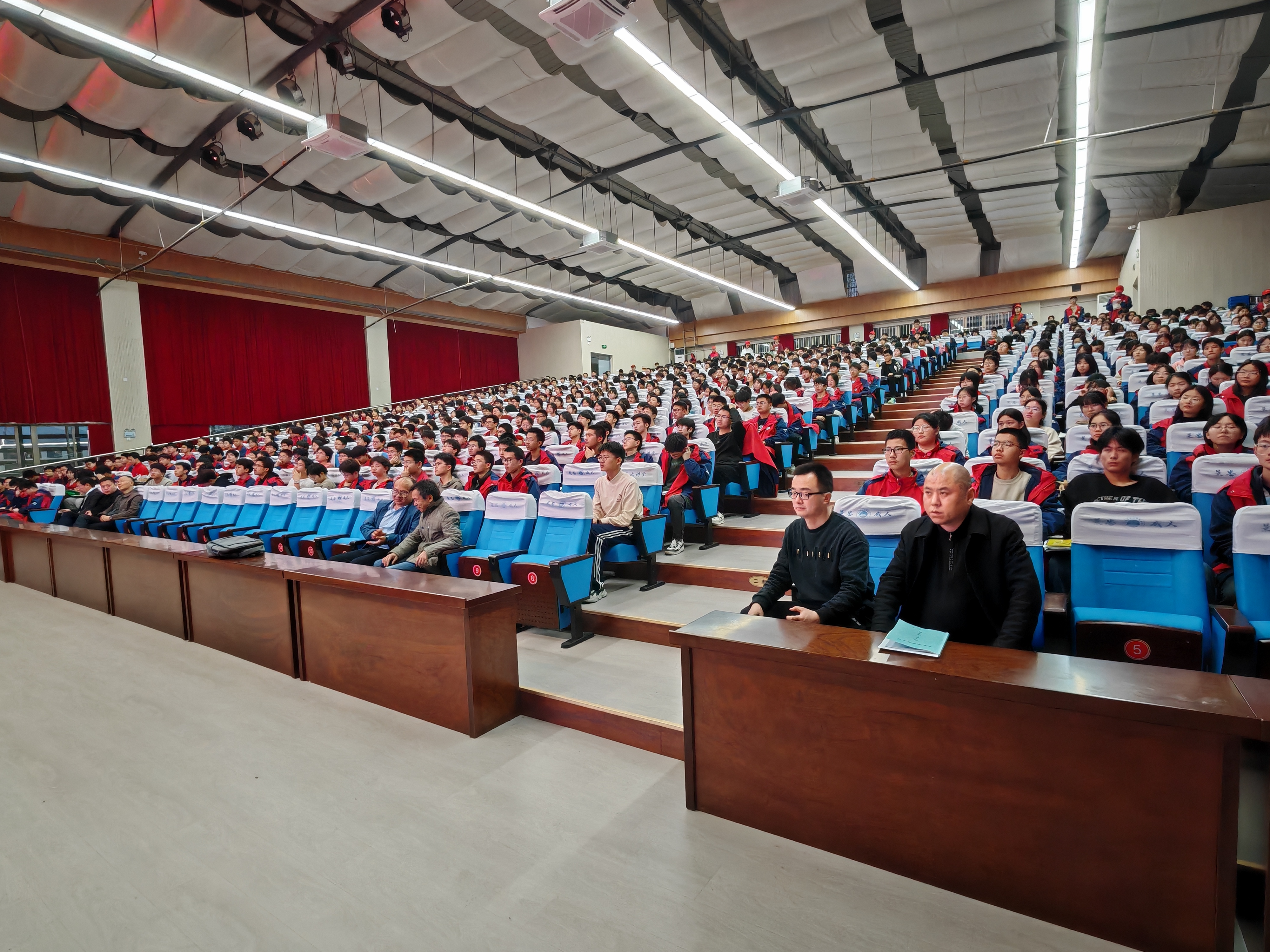 1710741442094041563.jpg 1710741442094041563.jpg