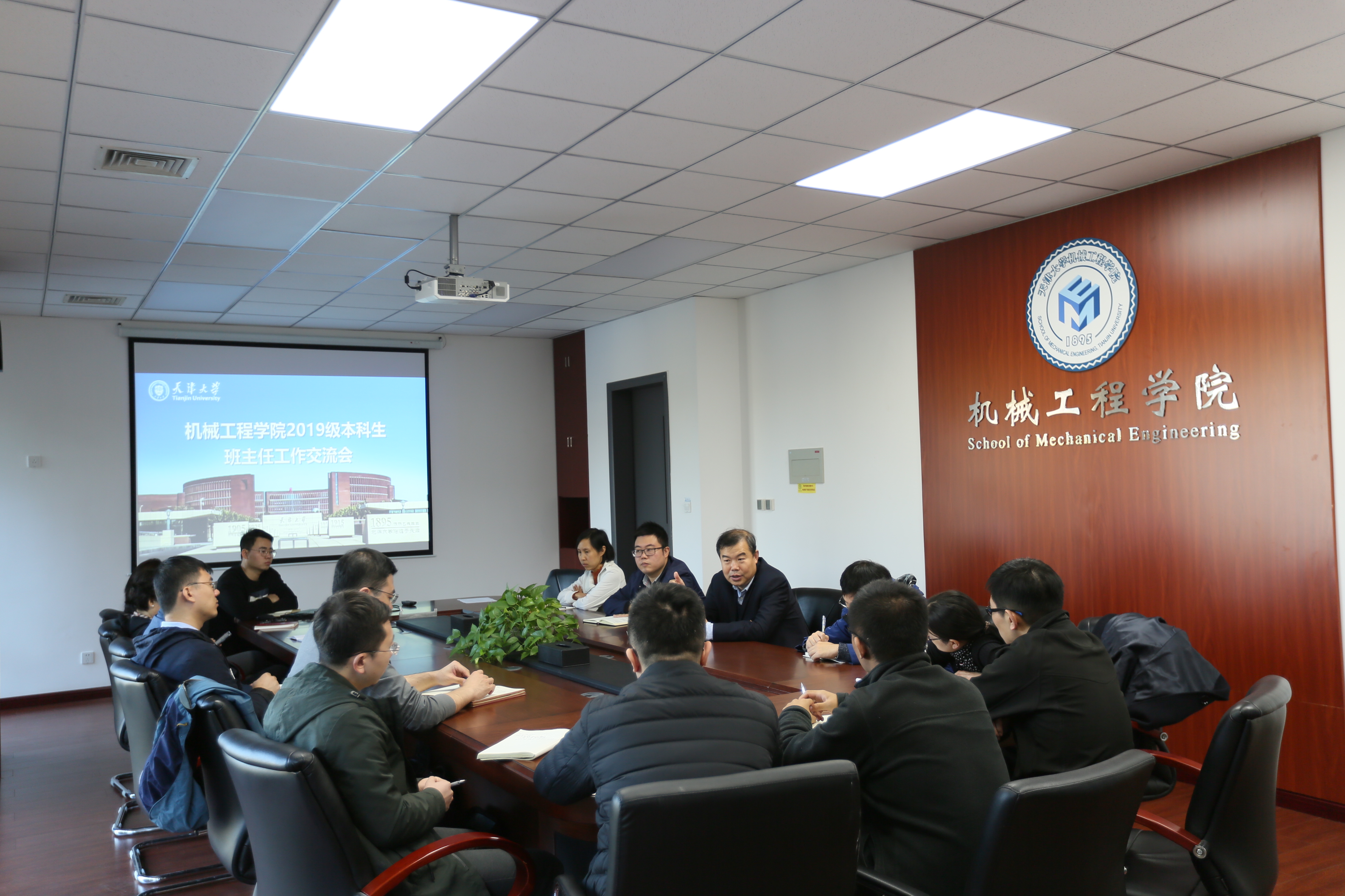 1573278068398056766.jpg 1573278068398056766.jpg