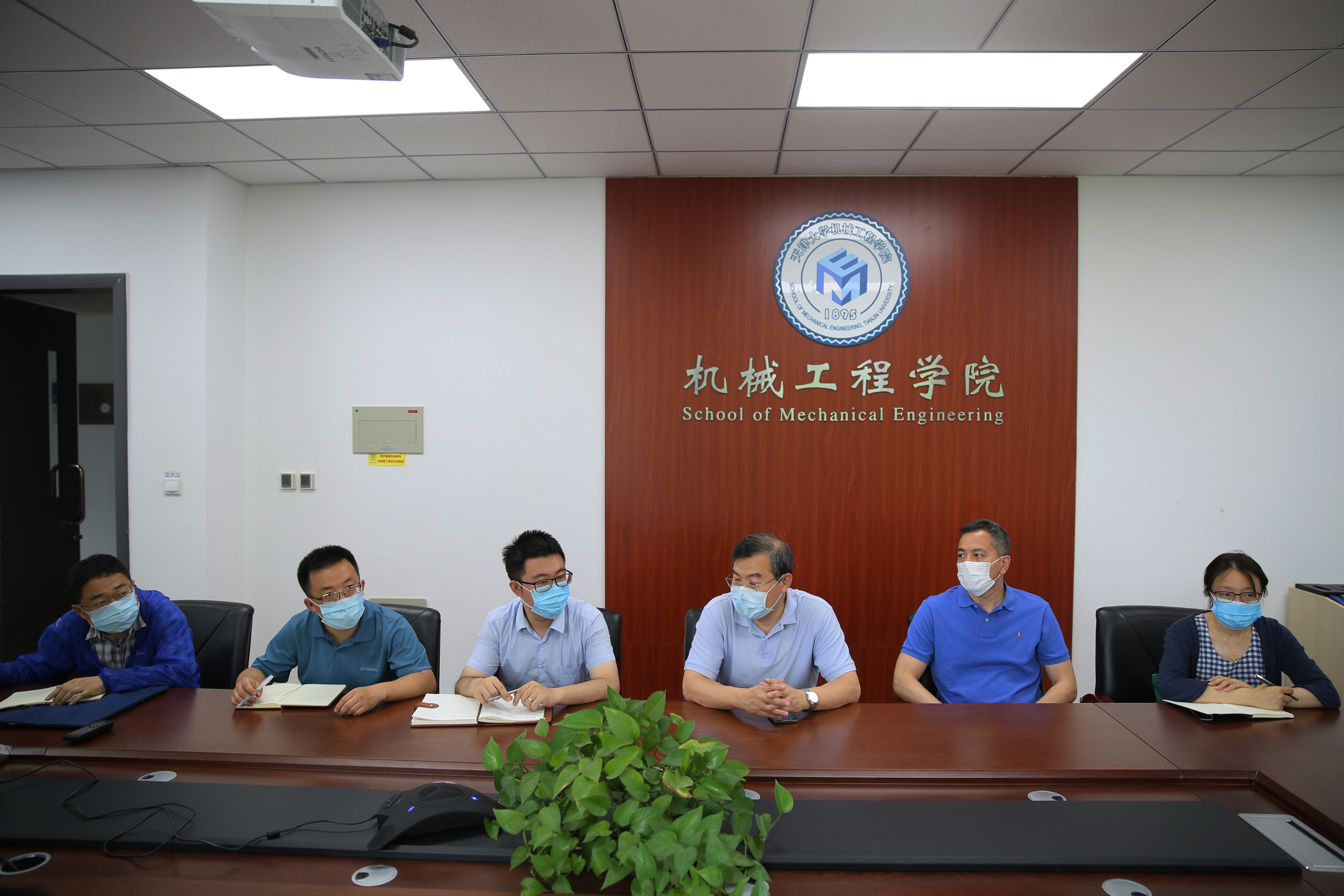 1592361778062085132.jpg 1592361778062085132.jpg