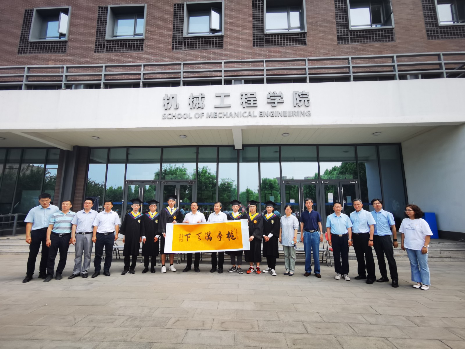 1593328669894021896.jpg 1593328669894021896.jpg