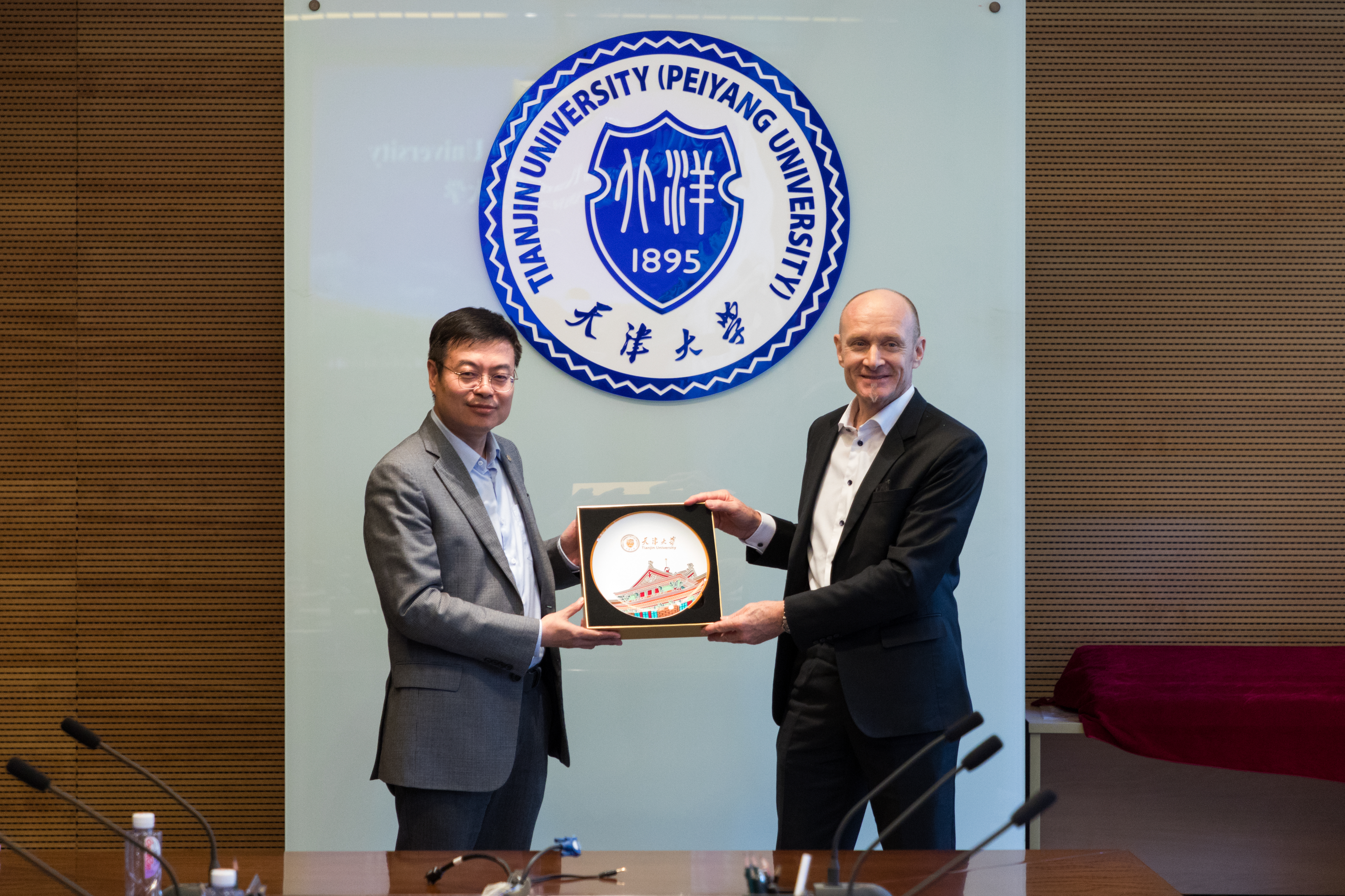 1603415167461068177.jpg 1603415167461068177.jpg