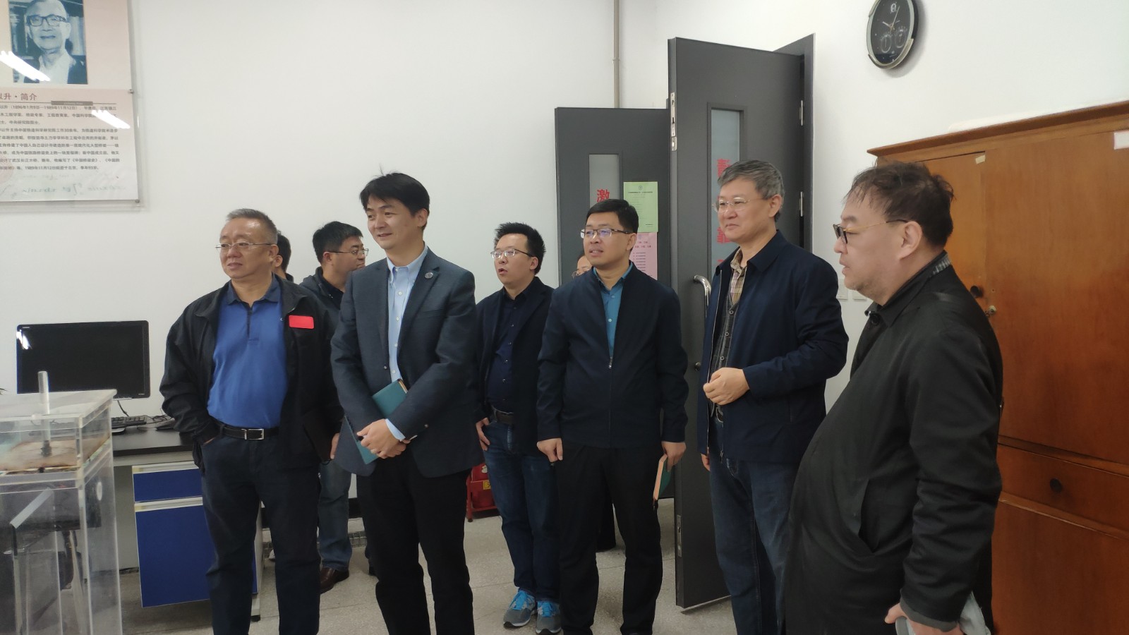 1634189382461088987.jpg 1634189382461088987.jpg