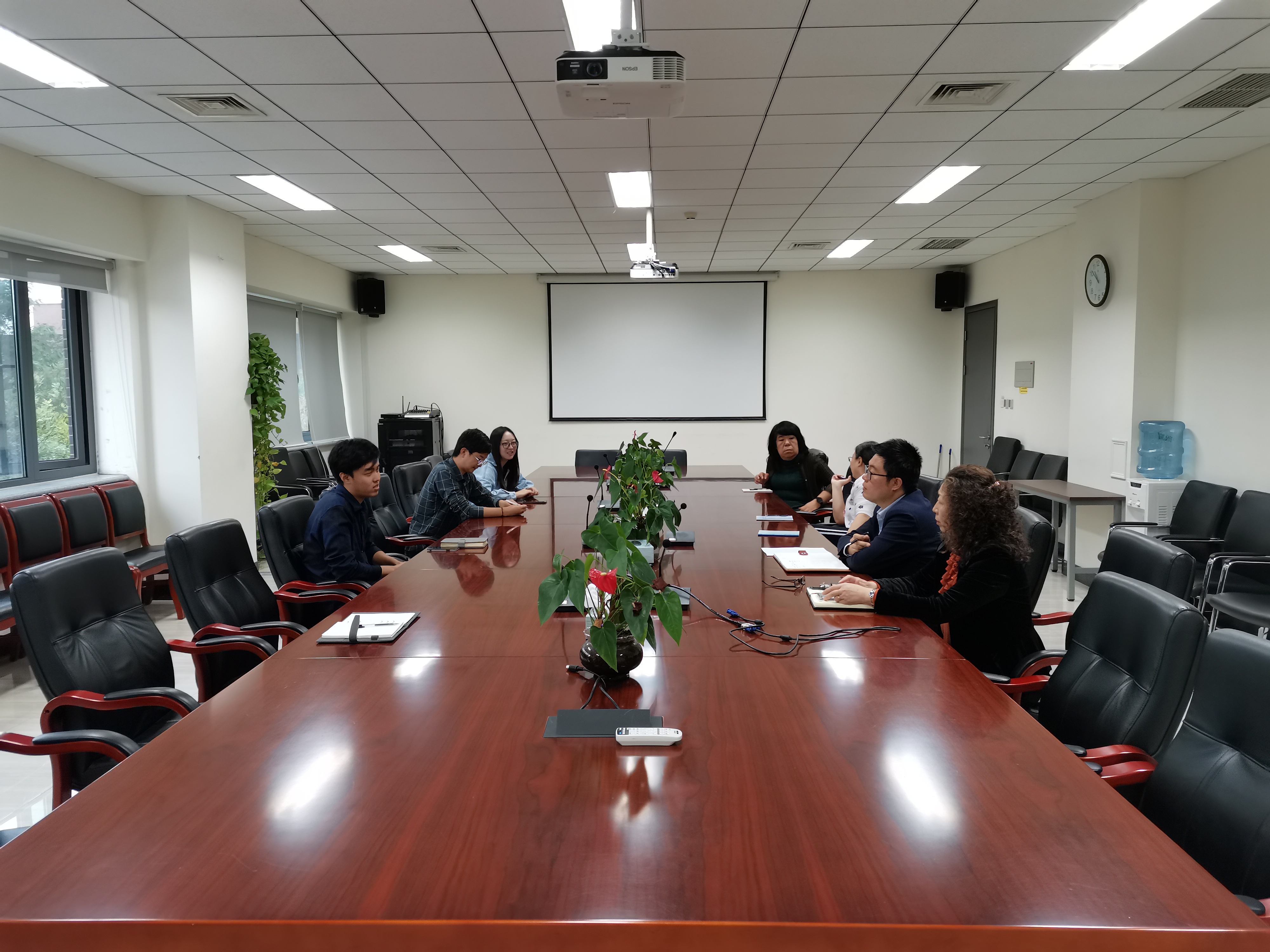 1601365756310048101.jpg 1601365756310048101.jpg