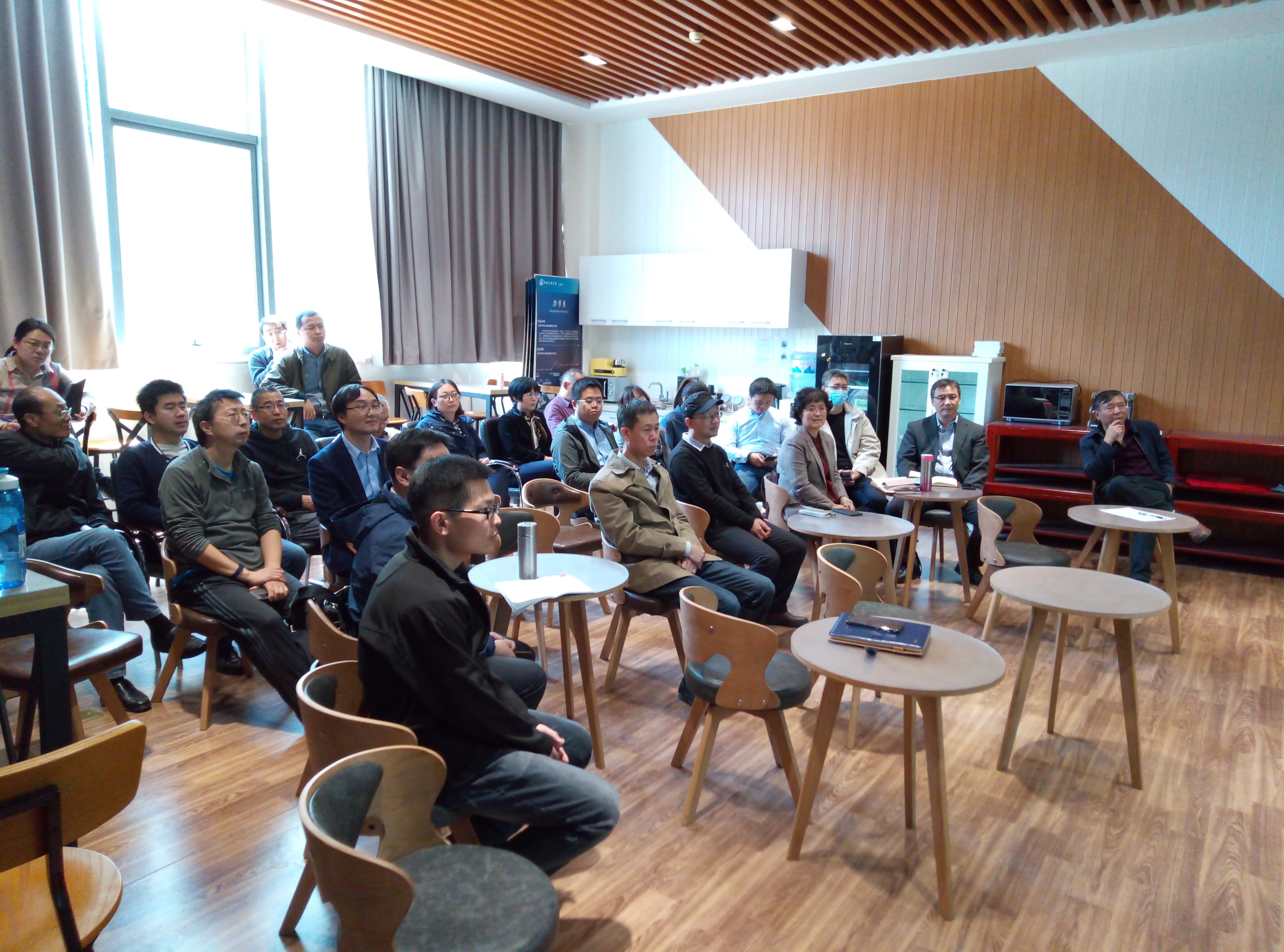 1620106535802048224.jpg 1620106535802048224.jpg