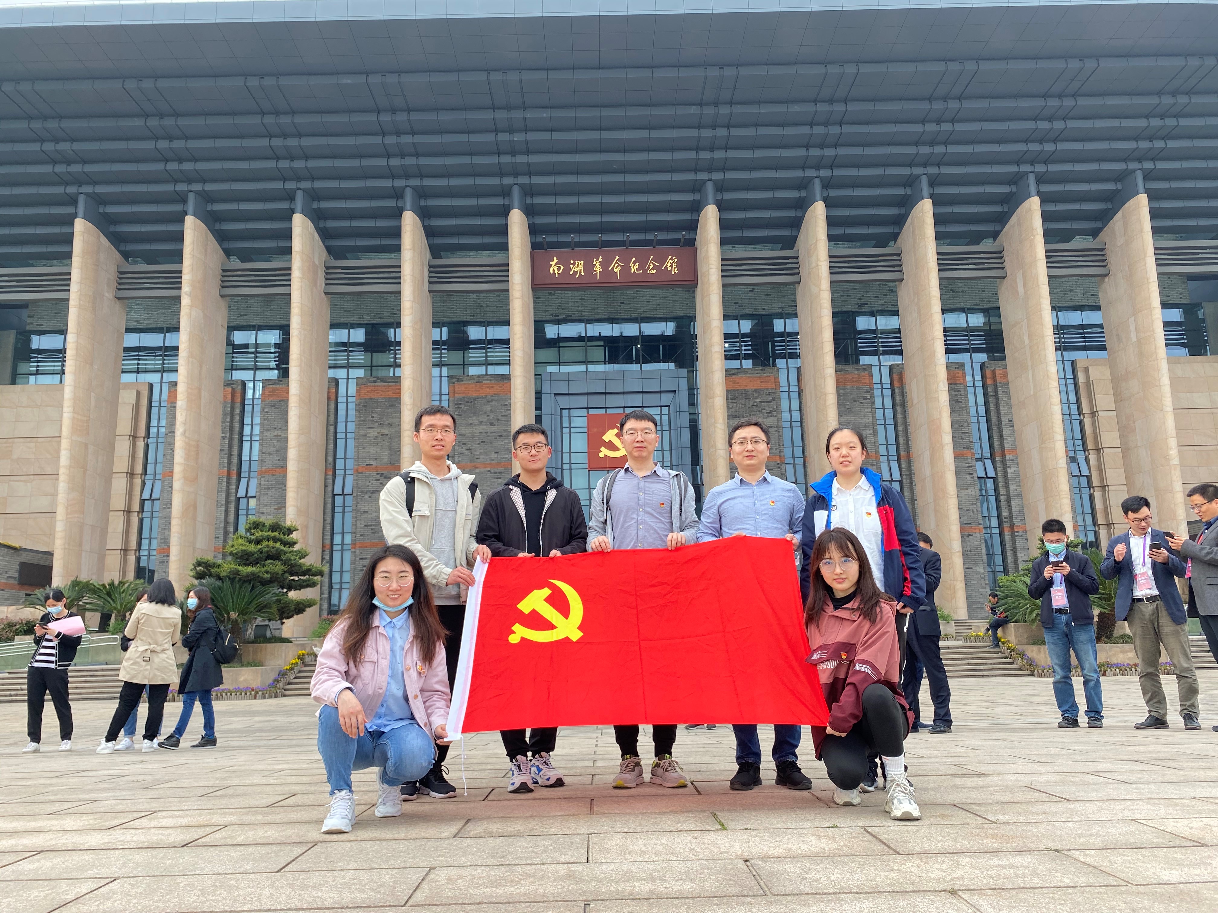 1620287134088054310.jpg 1620287134088054310.jpg