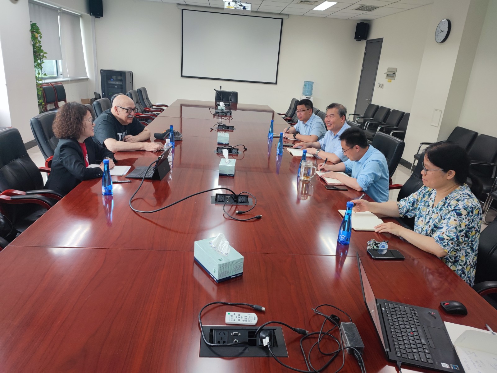 1685511610883065116.jpg 1685511610883065116.jpg