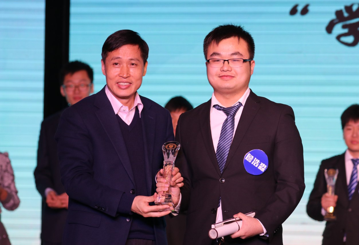 1590304392550972432.jpg 1590304392550972432.jpg