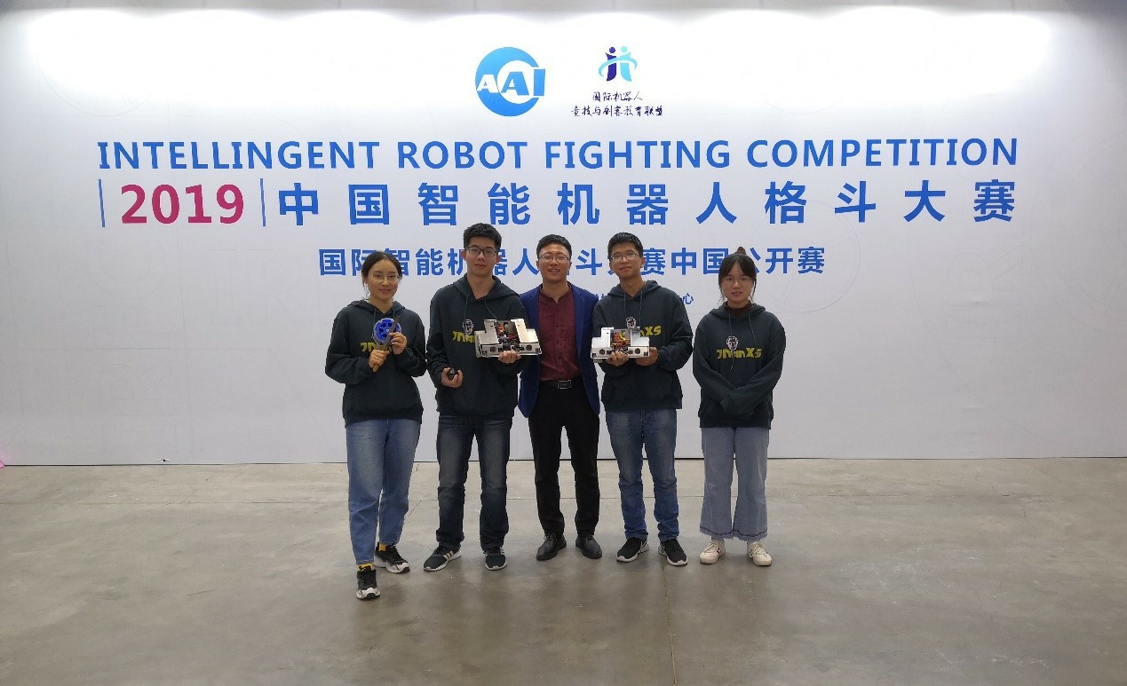 1573552083687020288.jpg 1573552083687020288.jpg