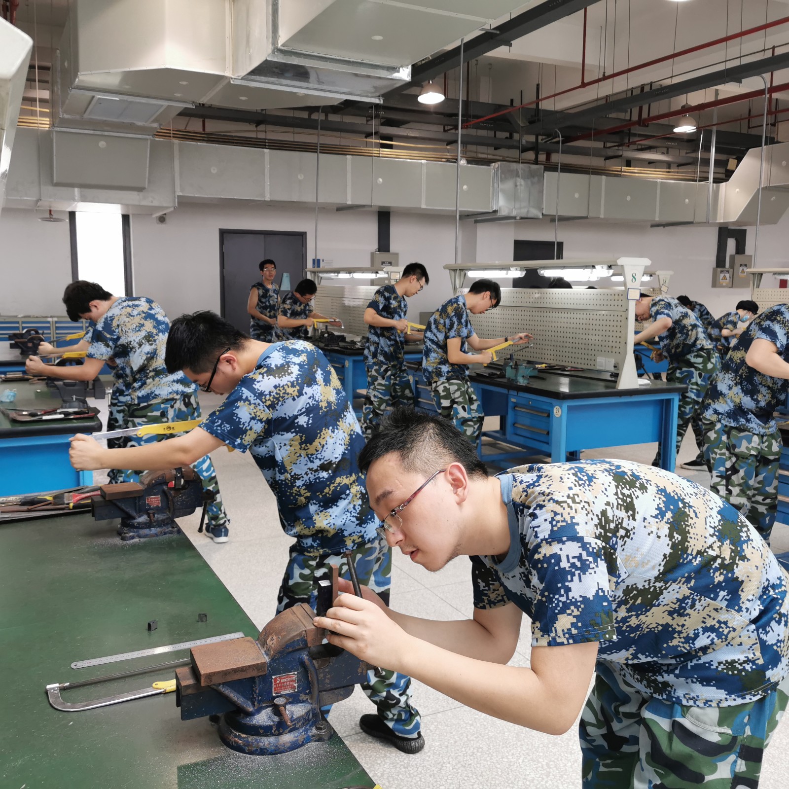 1597658120535020541.jpg 1597658120535020541.jpg