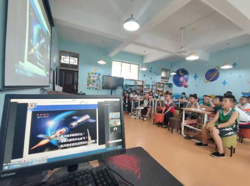 1657901888093043749.jpg 1.jpg