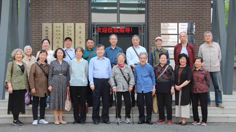 1715072682993040497.jpg 1715072682993040497.jpg