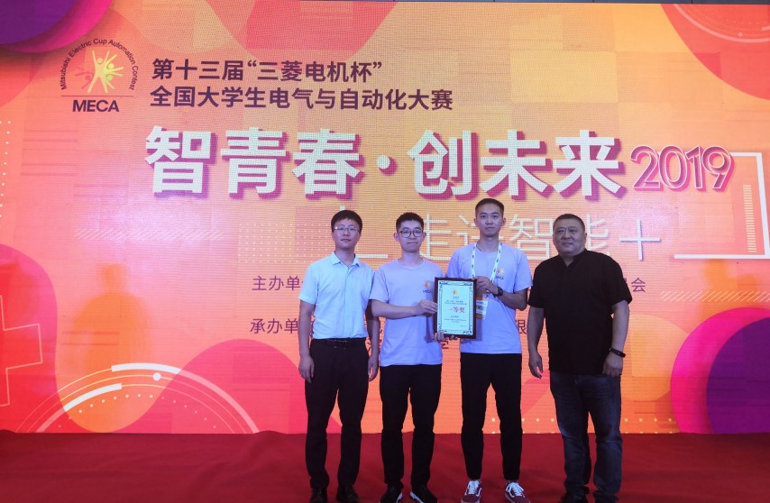 1564975575434025917.jpg 1564975575434025917.jpg